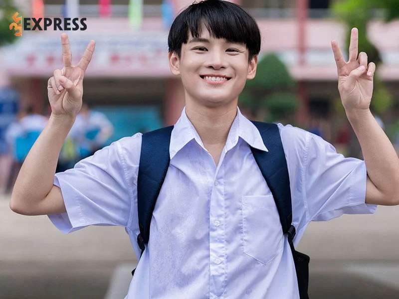 chi-tiet-tieu-su-cua-pham-dinh-thai-ngan-35express