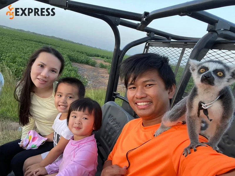 gia-dinh-hanh-phuc-cua-trieu-phu-vuong-pham-35express