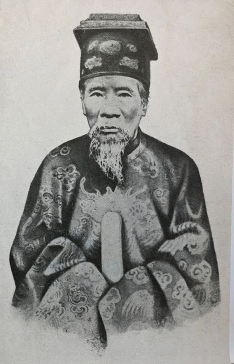 hau-due-vua-minh-mang-len-tieng-phu-dinh-ha-kieu-anh-la-cong-chua-4-35express