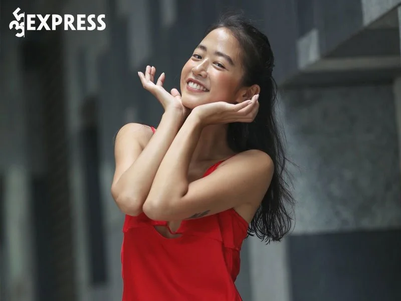 mot-so-hinh-anh-doi-thuong-cua-amandine-thuy-trinh-2-35express