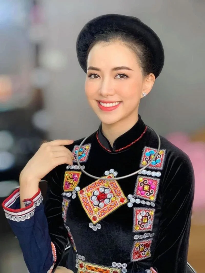 my-nhan-vtv-vua-cong-bo-ket-hon-voi-doanh-nhan-xnk-hon-12-tuoi-7-35express