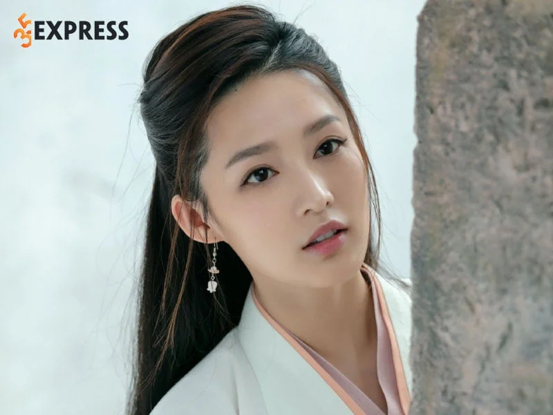 nhung-hinh-anh-dep-cua-ly-tham-4-35express