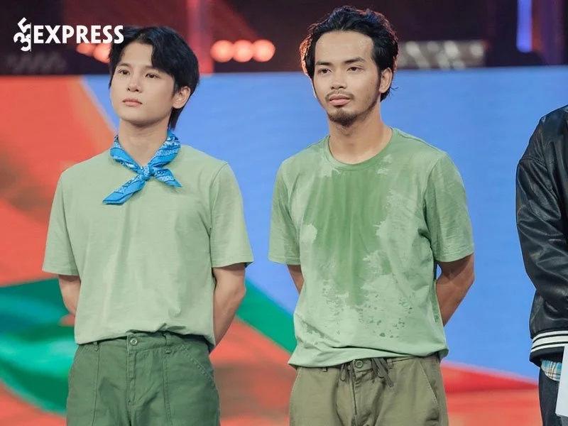 pham-dinh-thai-ngan-lai-mat-diem-trong-mat-khan-gia-35express