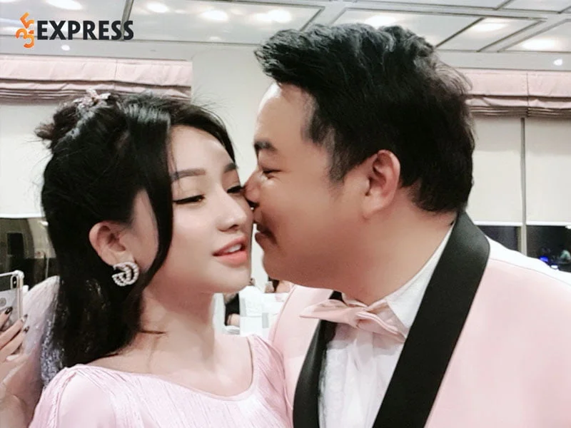 scandal-tinh-ai-cua-quang-le-35express