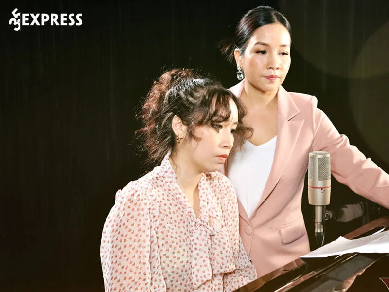 su-nghiep-ca-hat-cua-my-anh-35express