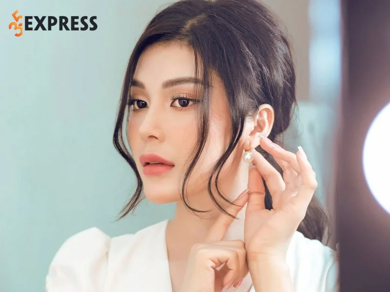 su-nghiep-cua-lily-chen-35express
