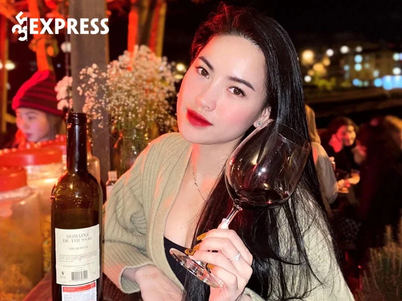 su-nghiep-tro-thanh-youtuber-noi-tieng-cua-vo-ha-linh-2-35express