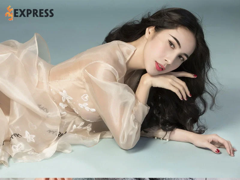 thuy-tien-la-ai-2-35express