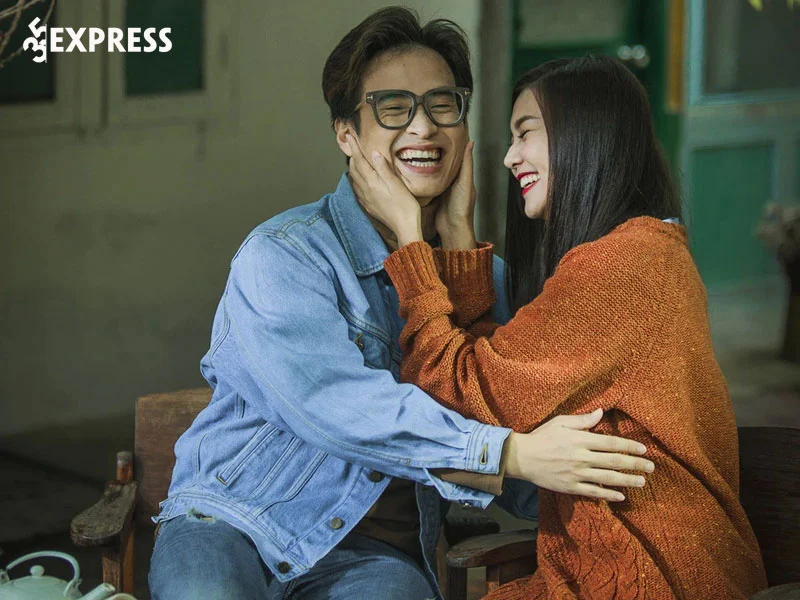 ha-anh-tuan-va-nhung-tin-don-hen-ho-thanh-hang-35express