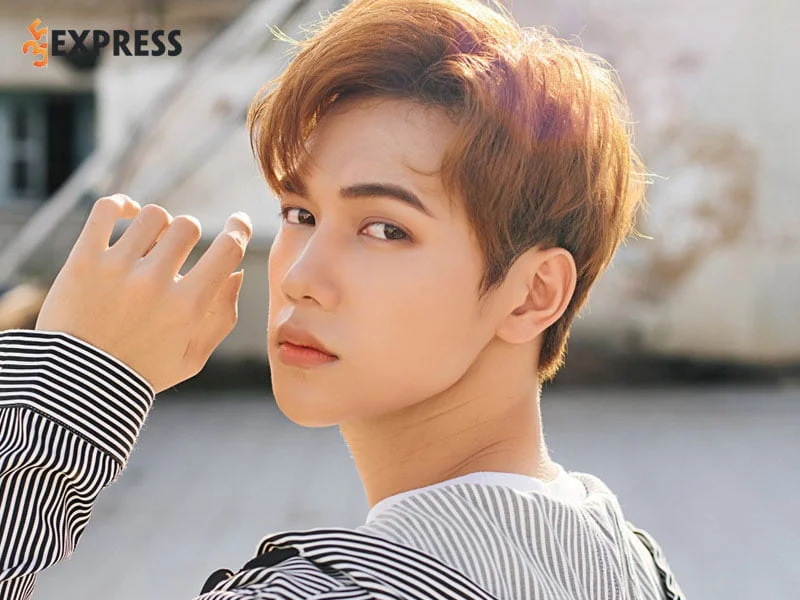 jsol-noi-tieng-voi-bai-cover-em-gai-mua-khi-dang-nhat-rau-35express