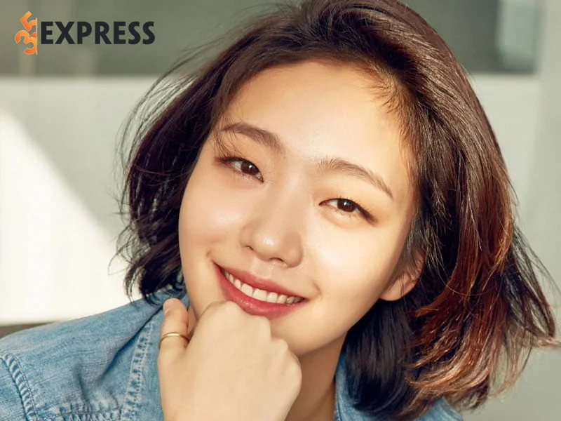 kim-go-eun-la-ai-2-35express