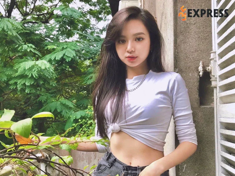 nhung-hinh-anh-sexy-cua-vu-ngoc-kim-chi-4-35express