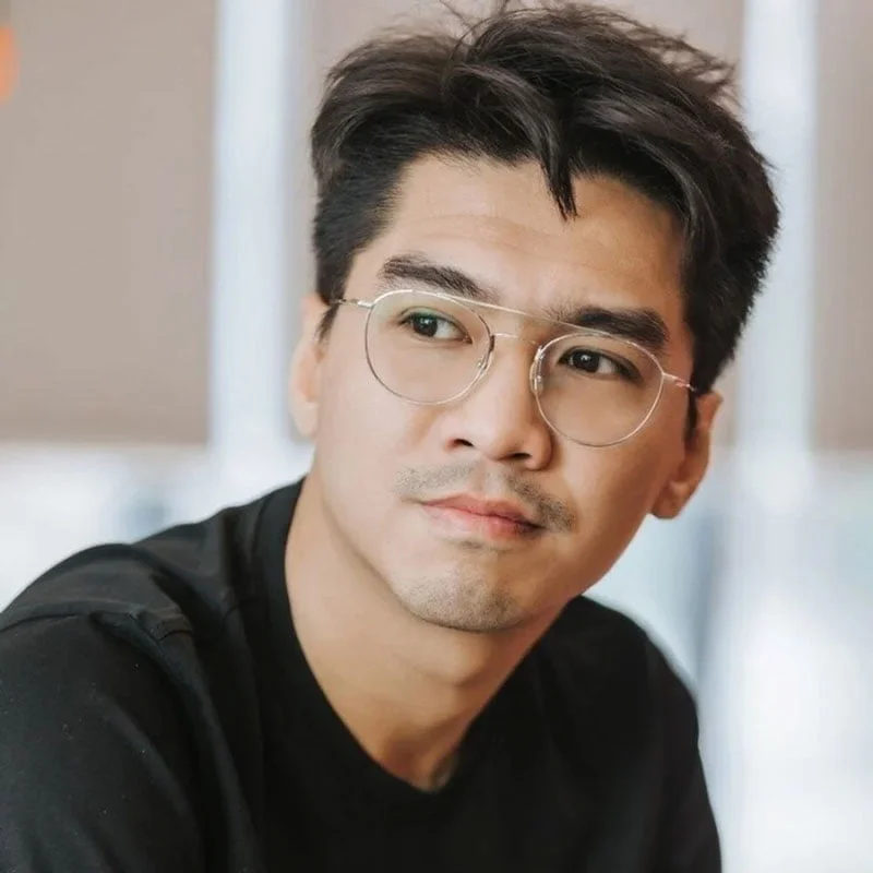 pewpew-co-nguy-co-bay-mau-fanpage-youtube-hang-trieu-luot-theo-doi-2-35express