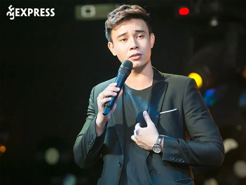 su-nghiep-ca-hat-cua-dong-hung-35express