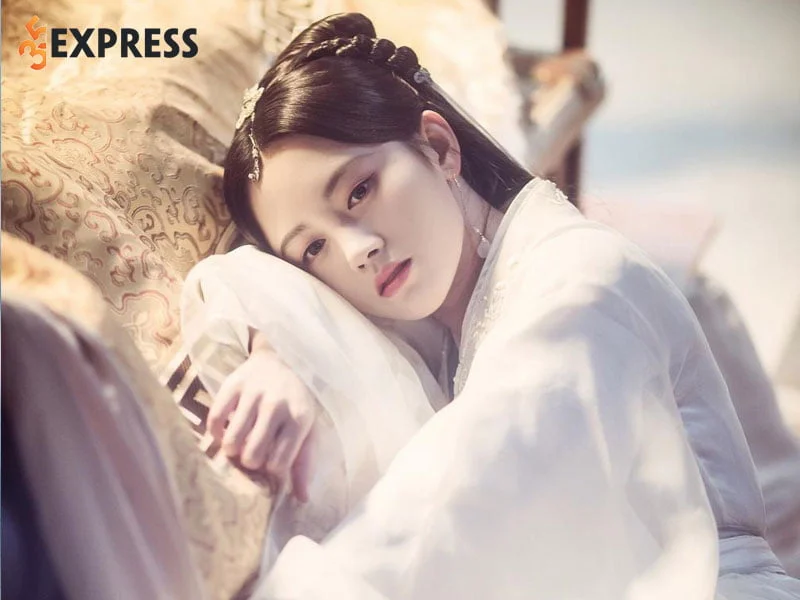 su-nghiep-solo-cua-cuc-tinh-y-35express
