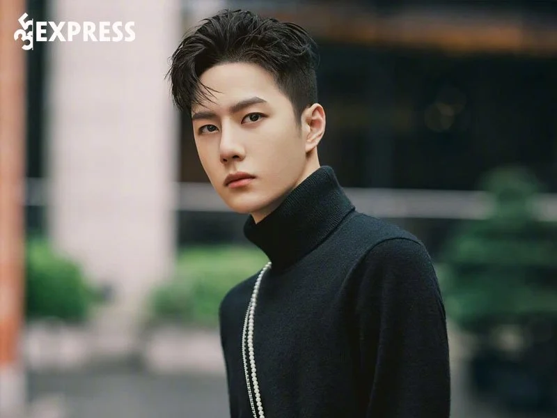 vuong-nhat-bac-bi-gan-thiet-bi-theo-doi-tren-xe-4-35express