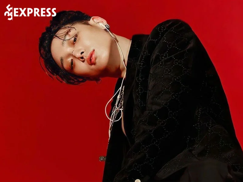 bobby-ikon-thong-bao-da-co-con-dan-mang-bong-goi-ten-jack-va-chen-exo-3-35express