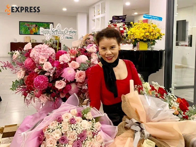 chi-tiet-sao-ke-ve-so-tien-ba-ngoc-huong-nhan-duoc-tu-tran-thanh-35express