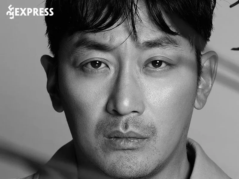 chuyen-doi-tu-cua-ha-jung-woo-35express