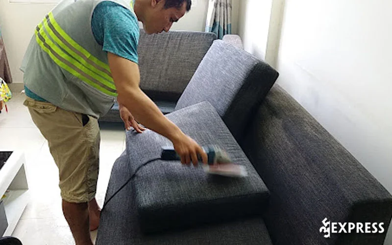 dich-vu-giat-ghe-sofa-toan-thang-cleaning-35express