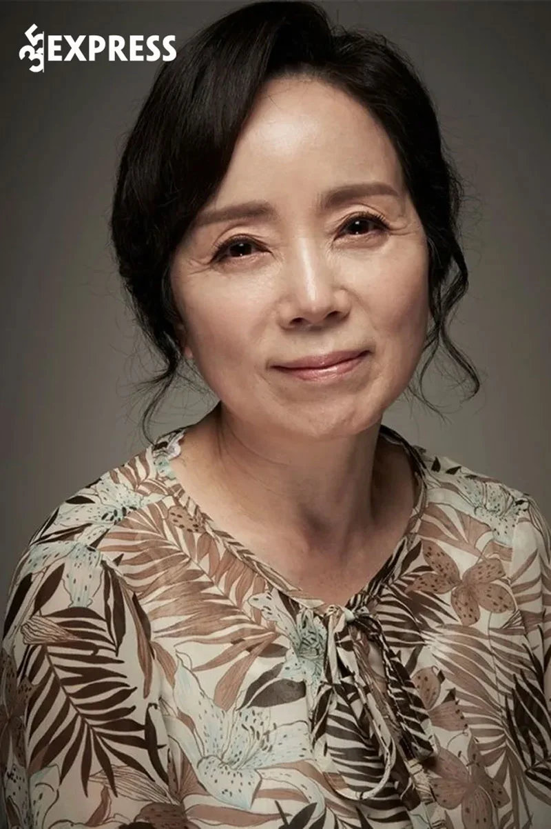 dien-vien-mat-trang-om-mat-troi-kim-min-kyung-qua-doi-o-tuoi-60-1-35express