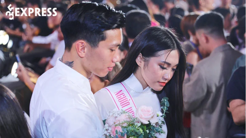 doan-van-hau-than-thiet-ben-em-trai-doan-hai-my-nghi-van-hen-ho-da-ro-mon-mot-6-35express