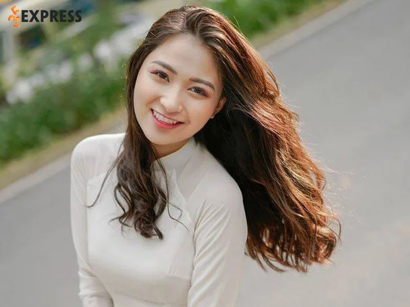 hau-lo-clip-nong-nu-phu-ve-nha-di-con-cham-noi-dao-ly-11-35express