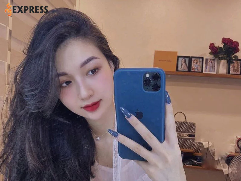 hau-lo-clip-nong-nu-phu-ve-nha-di-con-cham-noi-dao-ly-7-35express