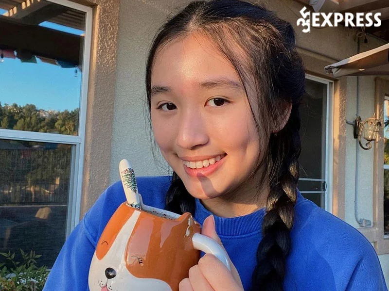 jenny-huynh-kiem-hang-chuc-ty-dong-tu-kenh-youtuber-35express