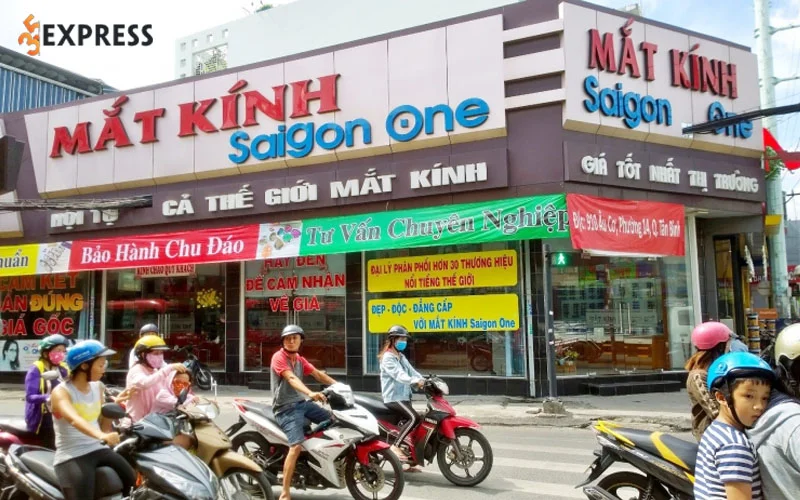 mat-kinh-sai-gon-one-35express