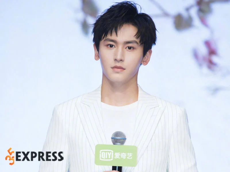 mot-so-hinh-anh-cua-nam-than-truong-triet-han-3-35express