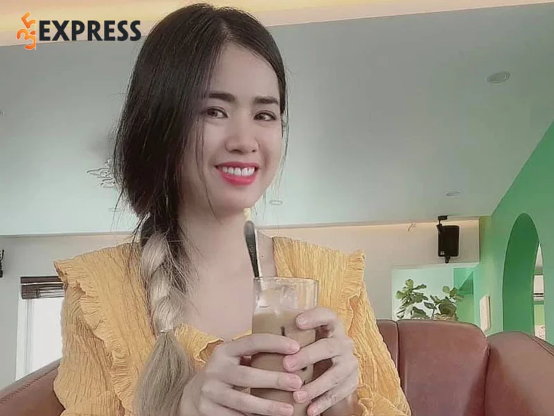 mot-so-hinh-anh-panda-tv-ngoai-doi-that-4-35express