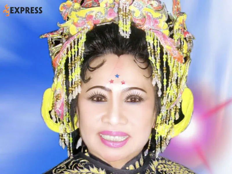 nghe-si-bach-mai-la-ai-1-35express