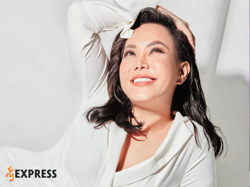 nhung-hinh-anh-dep-cua-viet-huong-3-35express