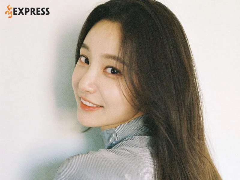 nhung-hinh-anh-dep-cua-yeonwoo-2-35express