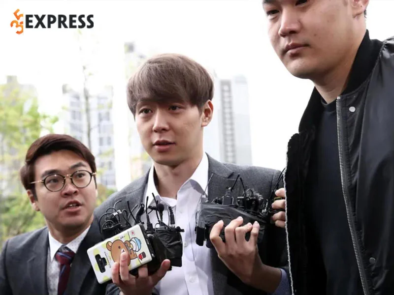 park-yoochun-su-nghiep-tut-doc-khong-phanh-khi-dinh-vao-nghi-an-su-dung-chat-cam-35express