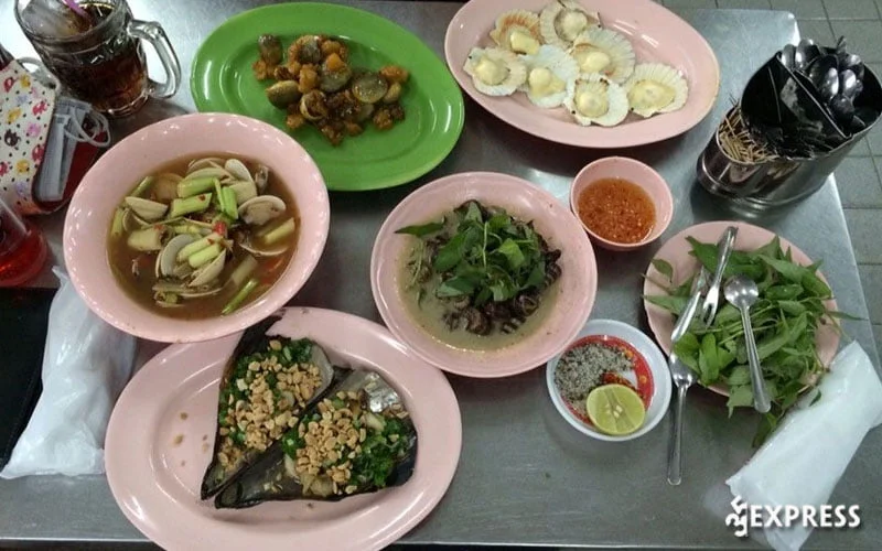 quan-oc-quang-anh-35express