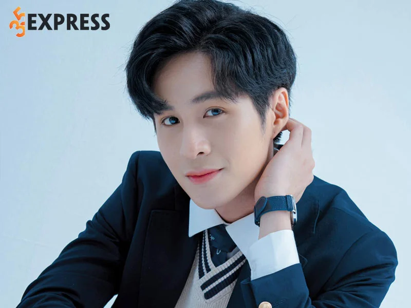 su-nghiep-cua-nam-than-da-tai-do-nhat-truong-35express