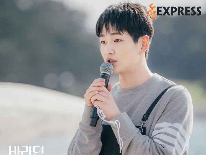 su-nghiep-cua-onew-2-35express