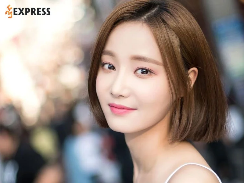 su-nghiep-cua-yeonwoo-momoland-35express