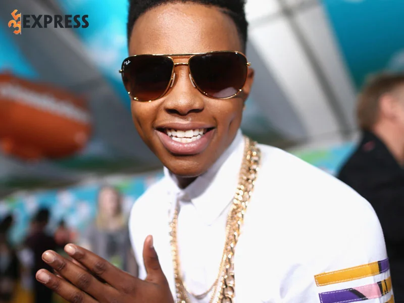 sung-sot-nam-rapper-silento-dung-sau-ban-hit-18-ti-view-vuong-hang-loat-toi-danh-35express