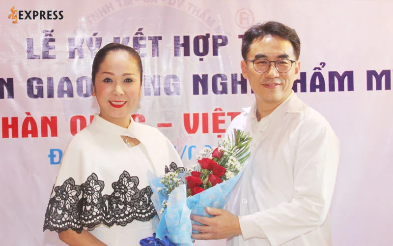 tham-my-vien truong-kieu-xuan-35express
