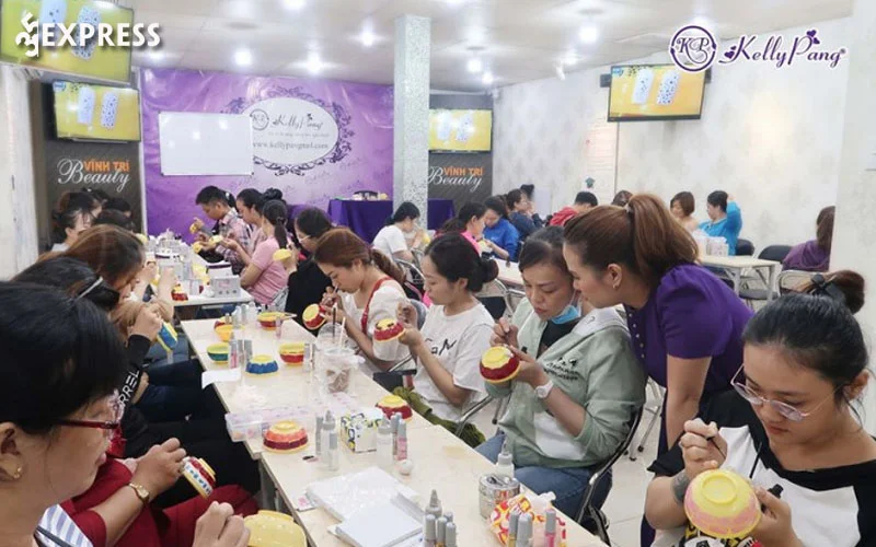 trung-tam-dao-tao-nail-kelly-pang-35express