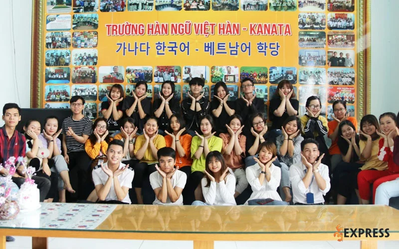 truong-han-ngu-viet-han-kanata-35express