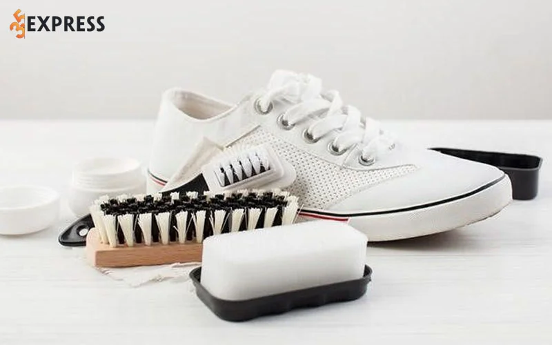 ve-sinh-giay-sneaker-bb-35express