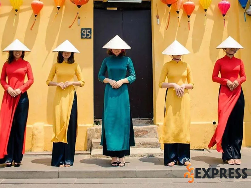 ao-dai-lien-huong-35express