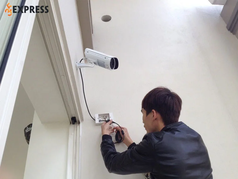 camera-phong-lan-lap-camera-tai-bao-lam-uy-tin-gia-re-35express