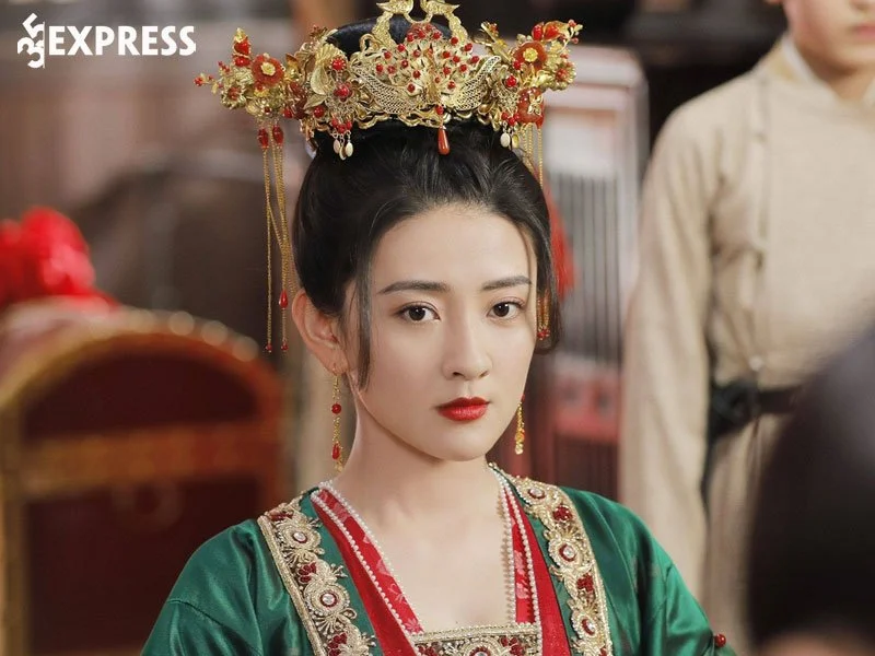 con-duong-su-nghiep-cua-luong-khiet-1-35express
