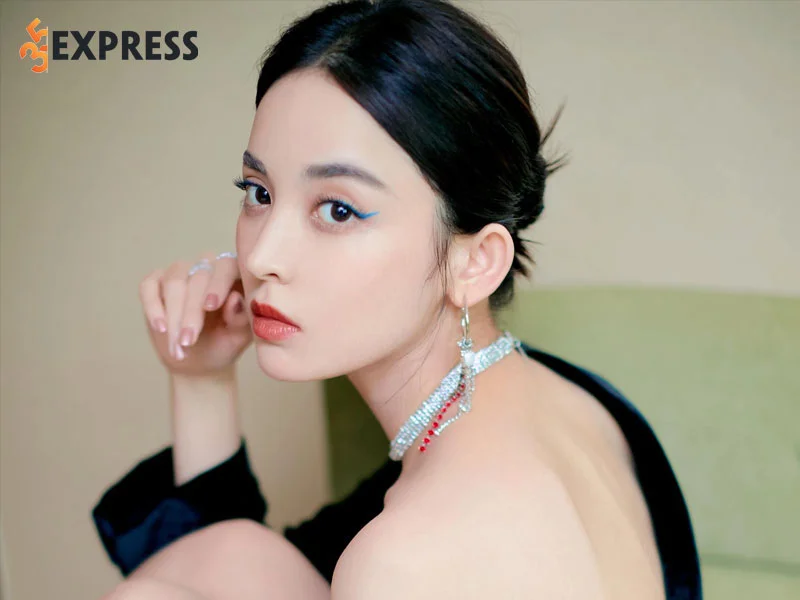 doi-song-tai-tieng-cua-co-luc-na-trat-35express