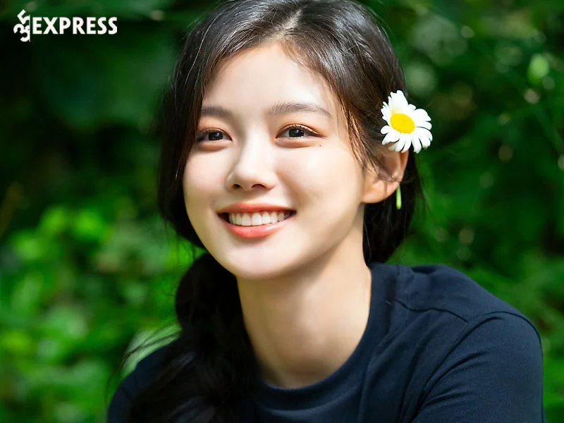 doi-tu-cua-kim-yoo-jung-35express